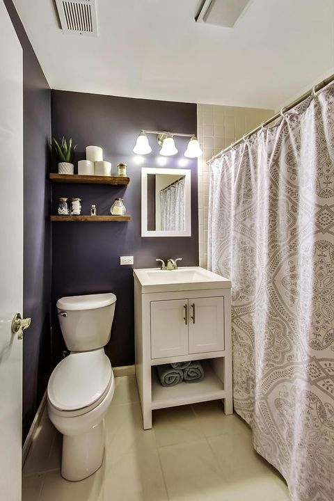 Tiny photo for 4214 N Kenmore Avenue #2F, Chicago, IL 60613 (MLS # 12467479)