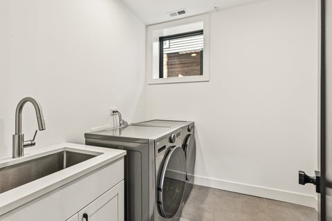 Tiny photo for 1823 Greenwood Street, Evanston, IL 60201 (MLS # 12793106)