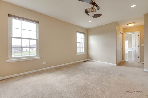 Tiny photo for 4 Waterton Drive, Streamwood, IL 60107 (MLS # 12614700)