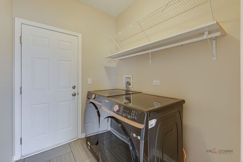 Tiny photo for 4 Waterton Drive, Streamwood, IL 60107 (MLS # 12614700)