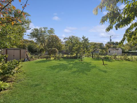 Tiny photo for 275 Wilkins Drive, Des Plaines, IL 60016 (MLS # 12504595)