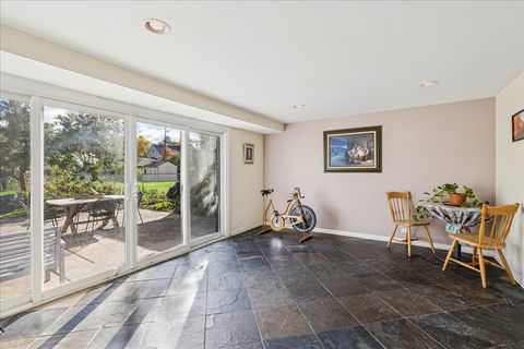 Tiny photo for 275 Wilkins Drive, Des Plaines, IL 60016 (MLS # 12504595)