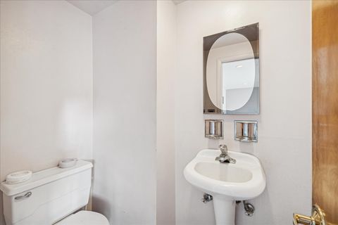 Tiny photo for 275 Wilkins Drive, Des Plaines, IL 60016 (MLS # 12504595)