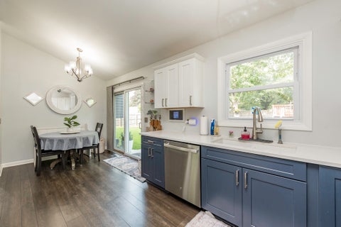 Tiny photo for 715 Holdridge Avenue, Winthrop Harbor, IL 60096 (MLS # 12752238)