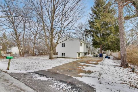 Tiny photo for 37055 N Capillo Avenue, Lake Villa, IL 60046 (MLS # 12533998)