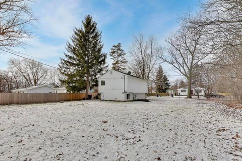 Tiny photo for 37055 N Capillo Avenue, Lake Villa, IL 60046 (MLS # 12533998)