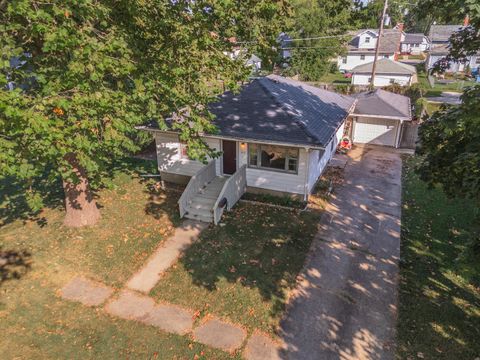 Tiny photo for 413 E Timber Street, Pontiac, IL 61764 (MLS # 12480545)