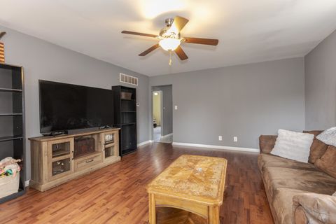 Tiny photo for 413 E Timber Street, Pontiac, IL 61764 (MLS # 12480545)