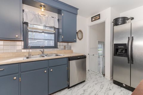 Tiny photo for 413 E Timber Street, Pontiac, IL 61764 (MLS # 12480545)