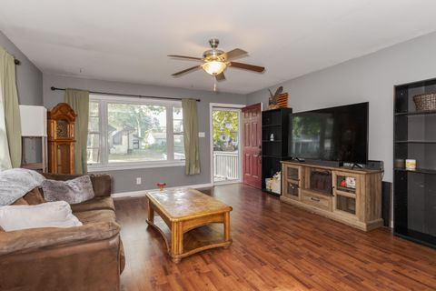 Tiny photo for 413 E Timber Street, Pontiac, IL 61764 (MLS # 12480545)