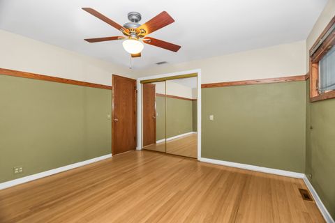 Tiny photo for 730 S 10TH Avenue, La Grange, IL 60525 (MLS # 12550794)