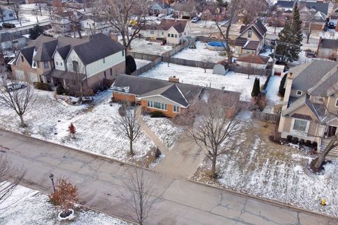 Tiny photo for 730 S 10TH Avenue, La Grange, IL 60525 (MLS # 12550794)