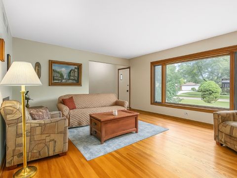 Tiny photo for 1408 Spruce Lane, Westmont, IL 60559 (MLS # 12513576)