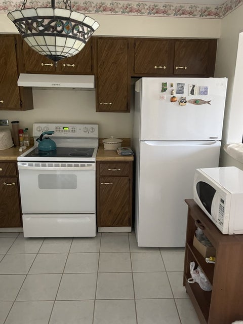 Tiny photo for 134 Klein Creek Court #5E, Carol Stream, IL 60188 (MLS # 12751077)