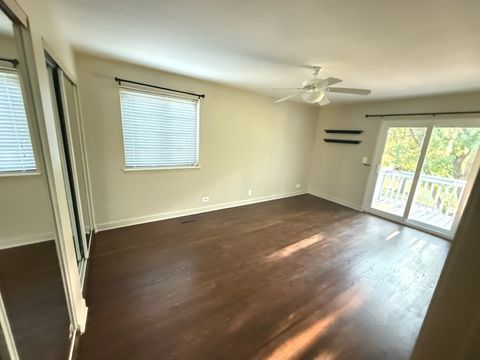 Tiny photo for 321 Candlelight Court, Bolingbrook, IL 60440 (MLS # 12470252)