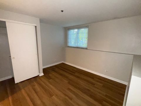 Tiny photo for 321 Candlelight Court, Bolingbrook, IL 60440 (MLS # 12470252)