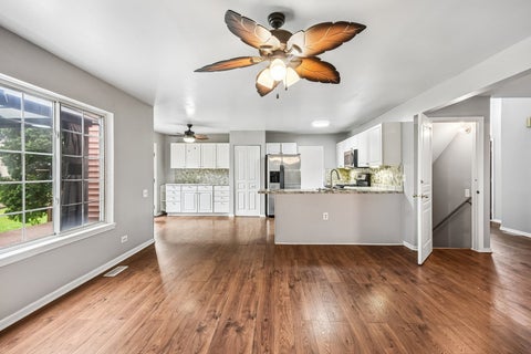 Tiny photo for 561 Ivory Lane, Bartlett, IL 60103 (MLS # 12692717)