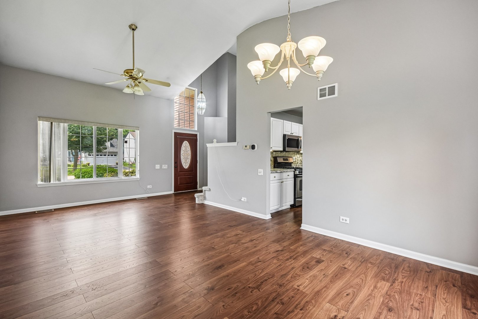 561 Ivory Lane
