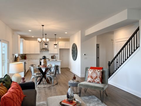 Tiny photo for 7183 Genesis Way, Bettendorf, IA 52722 (MLS # QC4265801)
