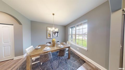 Tiny photo for 7183 Genesis Way, Bettendorf, IA 52722 (MLS # QC4265801)