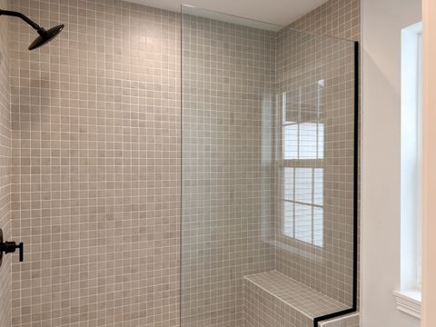 Tiny photo for 7183 Genesis Way, Bettendorf, IA 52722 (MLS # QC4265801)
