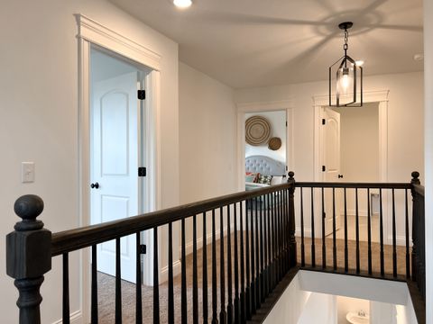 Tiny photo for 7183 Genesis Way, Bettendorf, IA 52722 (MLS # QC4265801)