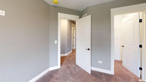 Tiny photo for 7183 Genesis Way, Bettendorf, IA 52722 (MLS # QC4265801)