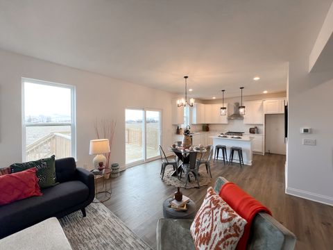 Tiny photo for 7183 Genesis Way, Bettendorf, IA 52722 (MLS # QC4265801)