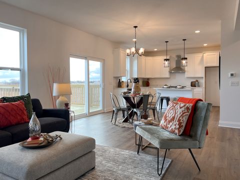 Tiny photo for 7183 Genesis Way, Bettendorf, IA 52722 (MLS # QC4265801)