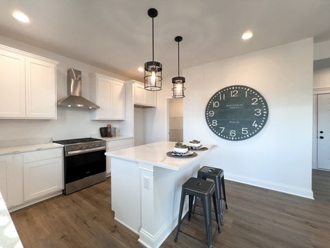 Tiny photo for 7183 Genesis Way, Bettendorf, IA 52722 (MLS # QC4265801)