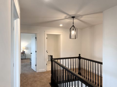 Tiny photo for 7183 Genesis Way, Bettendorf, IA 52722 (MLS # QC4265801)