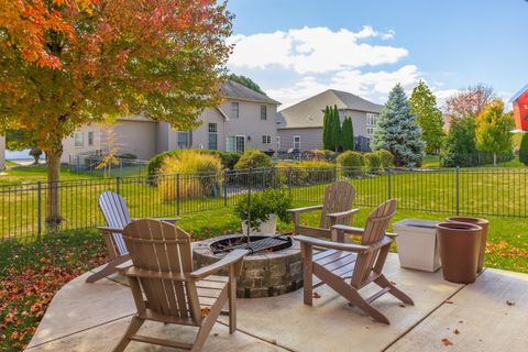 Tiny photo for 2805 Stevenson Drive, Bloomington, IL 61704 (MLS # 12521148)