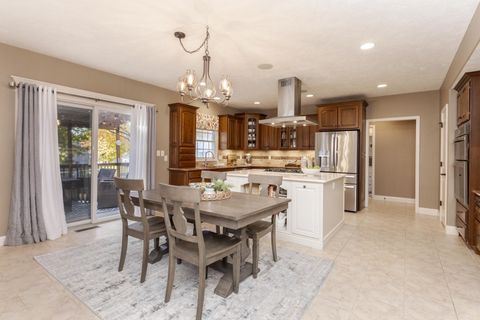 Tiny photo for 2805 Stevenson Drive, Bloomington, IL 61704 (MLS # 12521148)