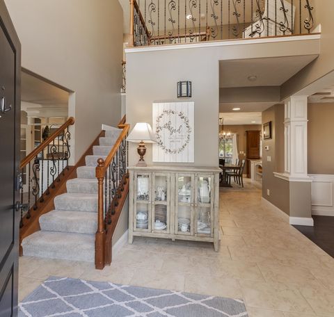 Tiny photo for 2805 Stevenson Drive, Bloomington, IL 61704 (MLS # 12521148)