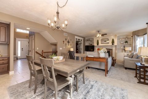 Tiny photo for 2805 Stevenson Drive, Bloomington, IL 61704 (MLS # 12521148)