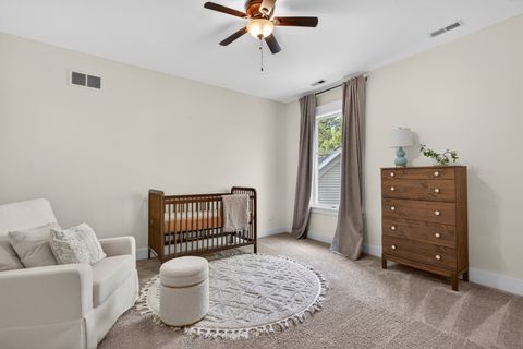 Tiny photo for 28364 N Lakeview Circle, McHenry, IL 60051 (MLS # 12627909)