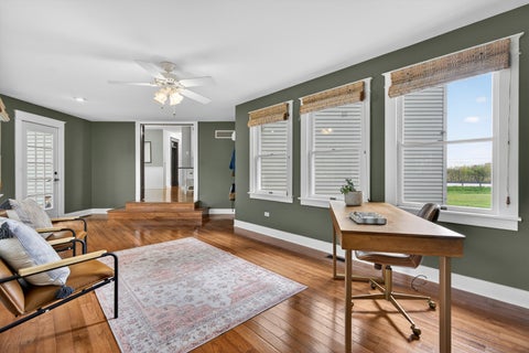 Tiny photo for 28364 N Lakeview Circle, McHenry, IL 60051 (MLS # 12627909)