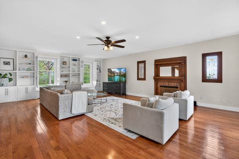 Tiny photo for 28364 N Lakeview Circle, McHenry, IL 60051 (MLS # 12627909)