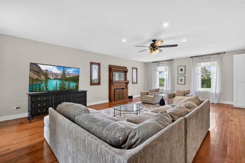 Tiny photo for 28364 N Lakeview Circle, McHenry, IL 60051 (MLS # 12627909)