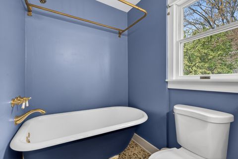 Tiny photo for 28364 N Lakeview Circle, McHenry, IL 60051 (MLS # 12627909)