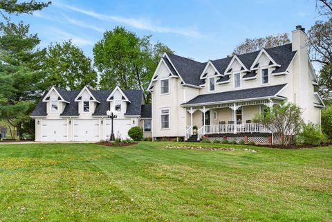 Photo of 28364 N Lakeview Circle, McHenry, IL 60051 (MLS # 12627909)