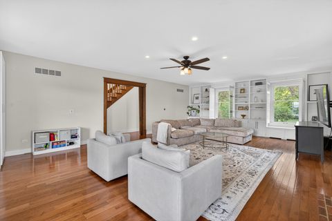 Tiny photo for 28364 N Lakeview Circle, McHenry, IL 60051 (MLS # 12627909)