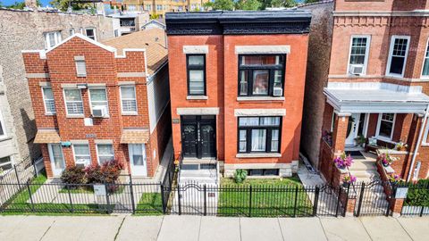 3326 W Crystal Street Chicago IL 60651