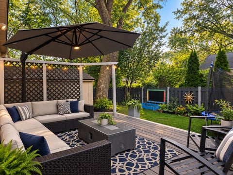 Tiny photo for 933 Country Lane, Buffalo Grove, IL 60089 (MLS # 12741032)