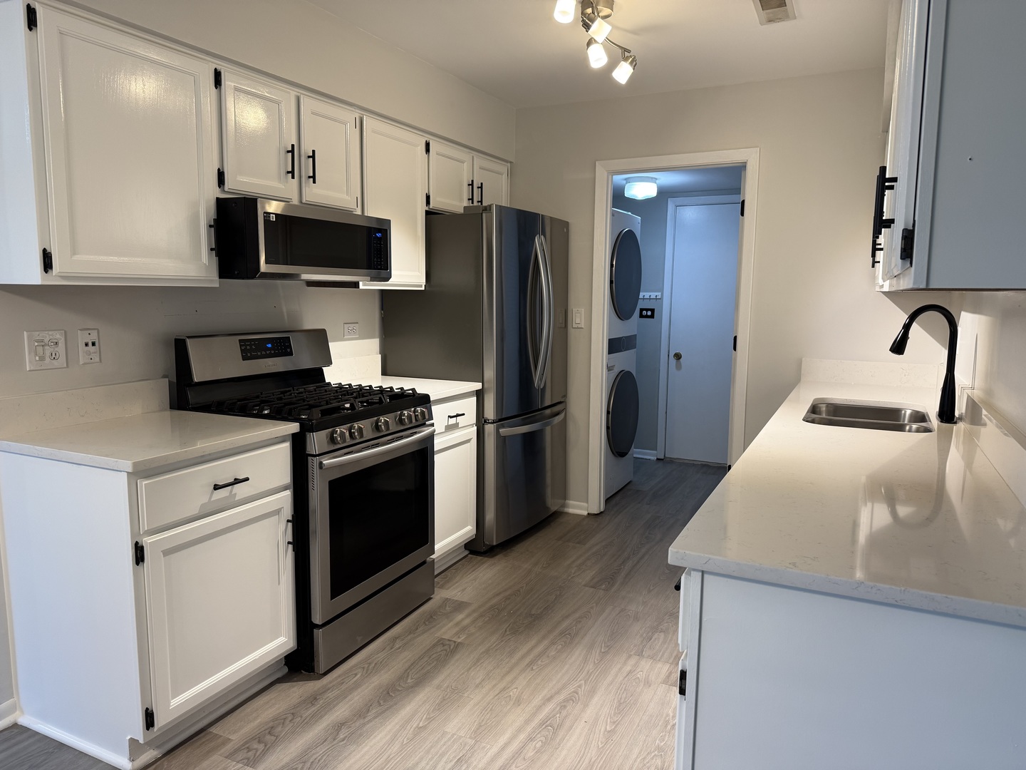 5513 Barclay Court