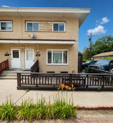 Photo of 4718 Church Street #D, Skokie, IL 60076 (MLS # 12720973)