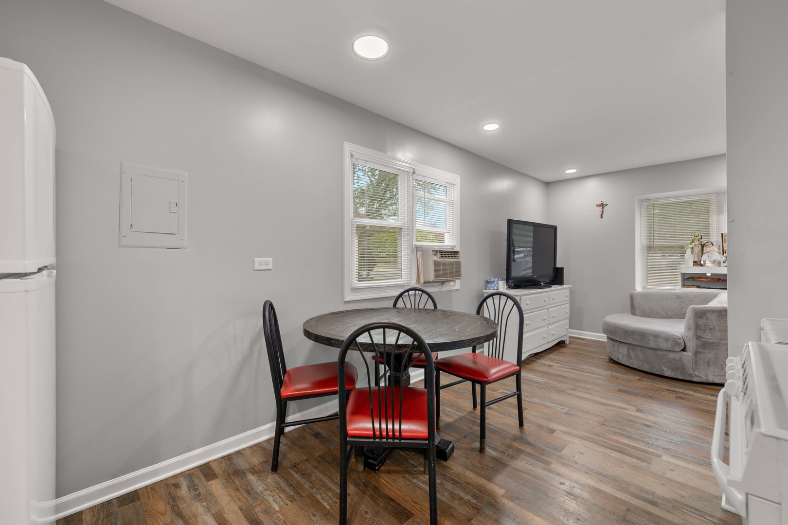1013 Oakwood Drive