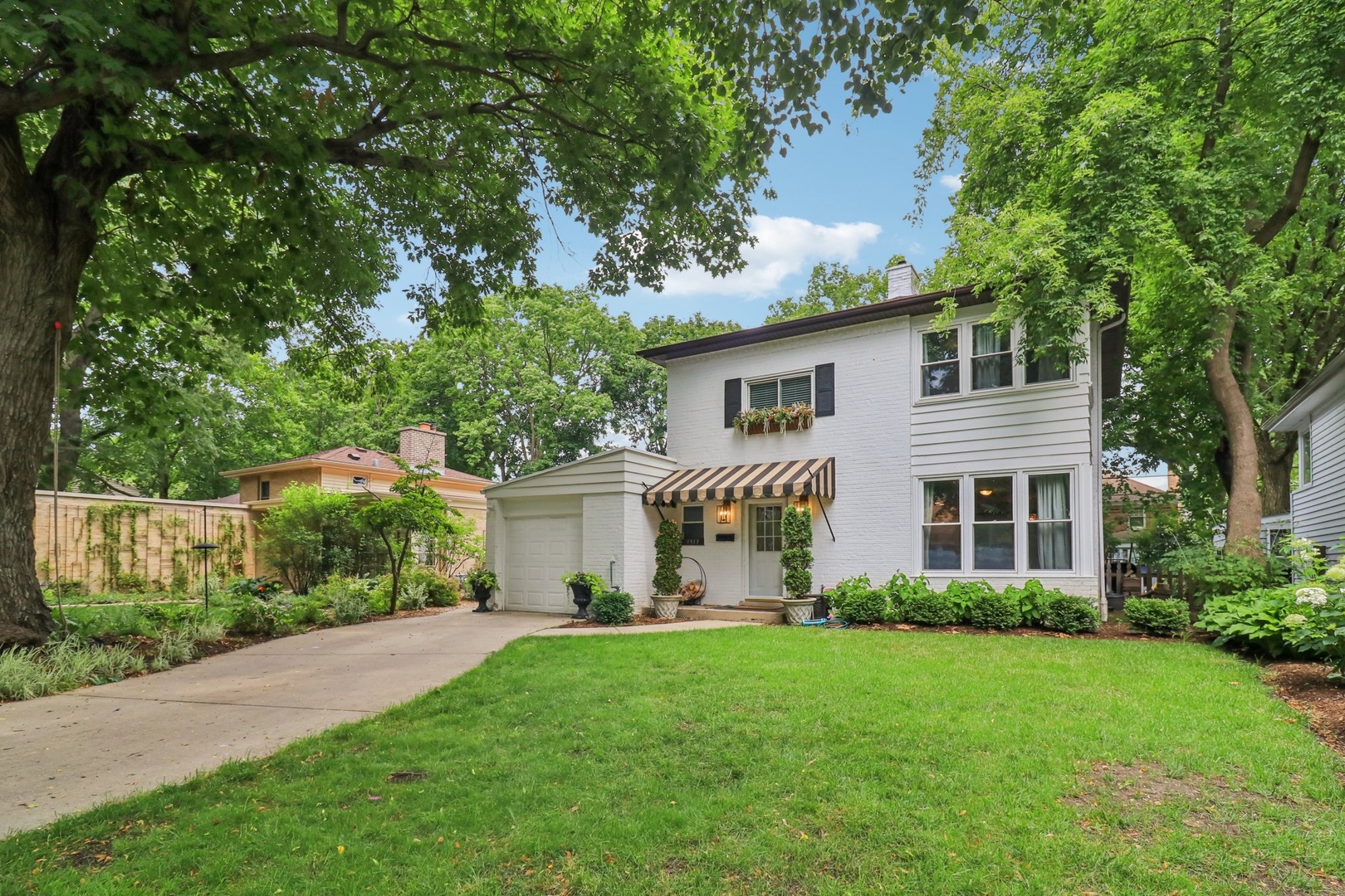 9513 Lincolnwood Drive