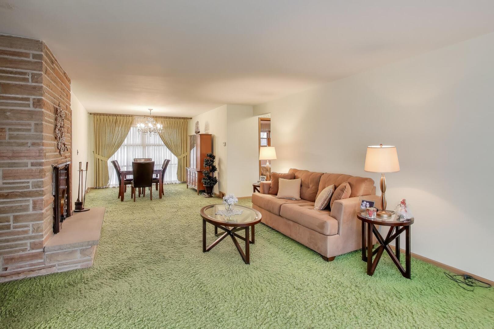 5871 N Overhill Avenue