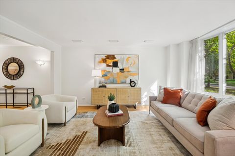 Tiny photo for 902 S Morgan Street, Chicago, IL 60607 (MLS # 12489190)